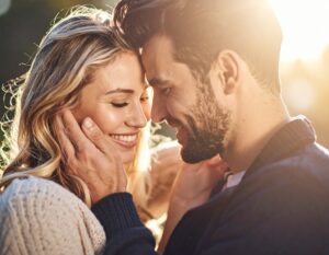 Lee más sobre el artículo Reaviva la Llama: Secretos para un Amor Matrimonial Duradero y Apasionado